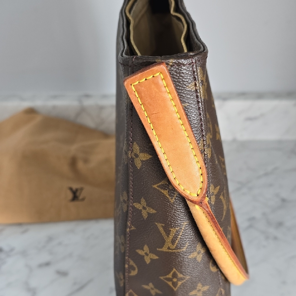 Louis Vuitton Looping GM Monogram Canvas Bag - Picture 12 of 16